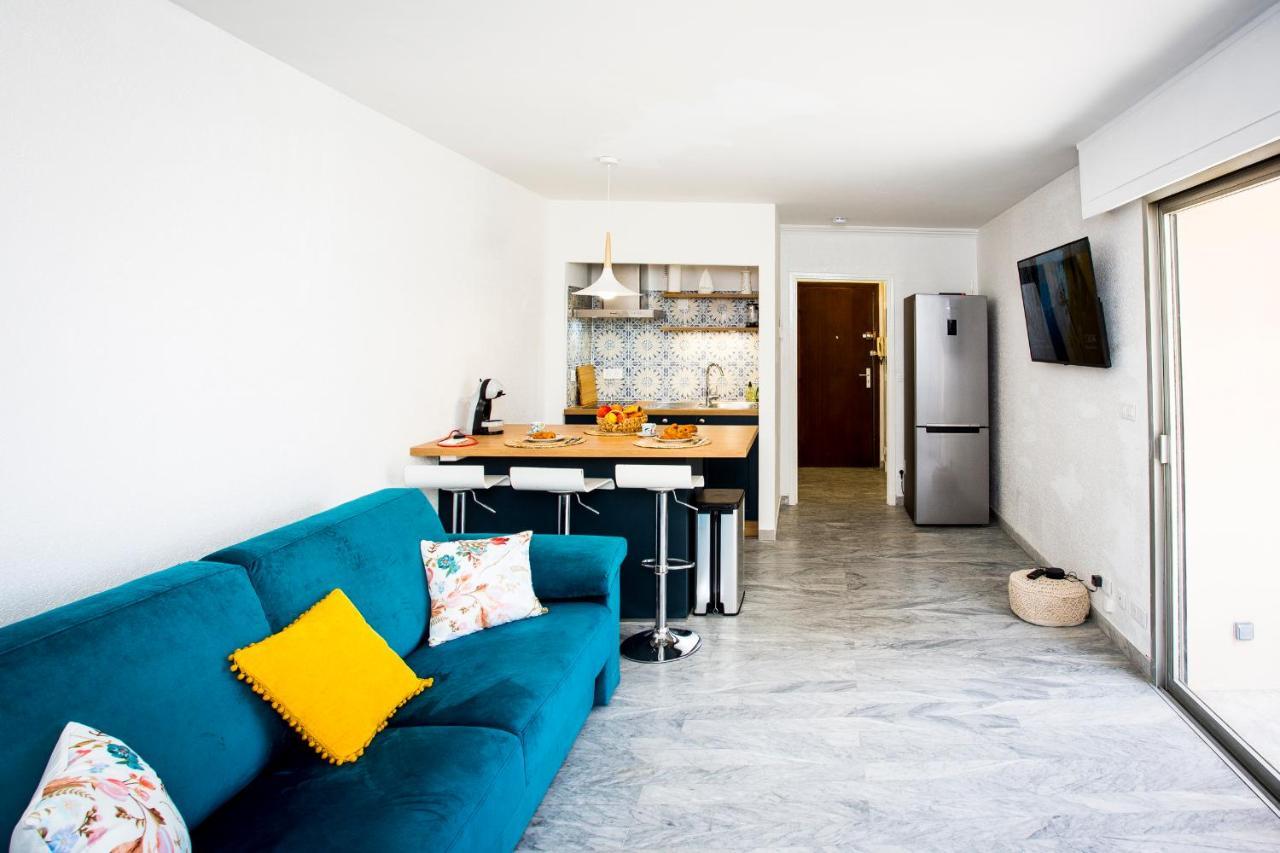 Romantic Sea View Studio, Steps Away From The Beach Antibes Extérieur photo